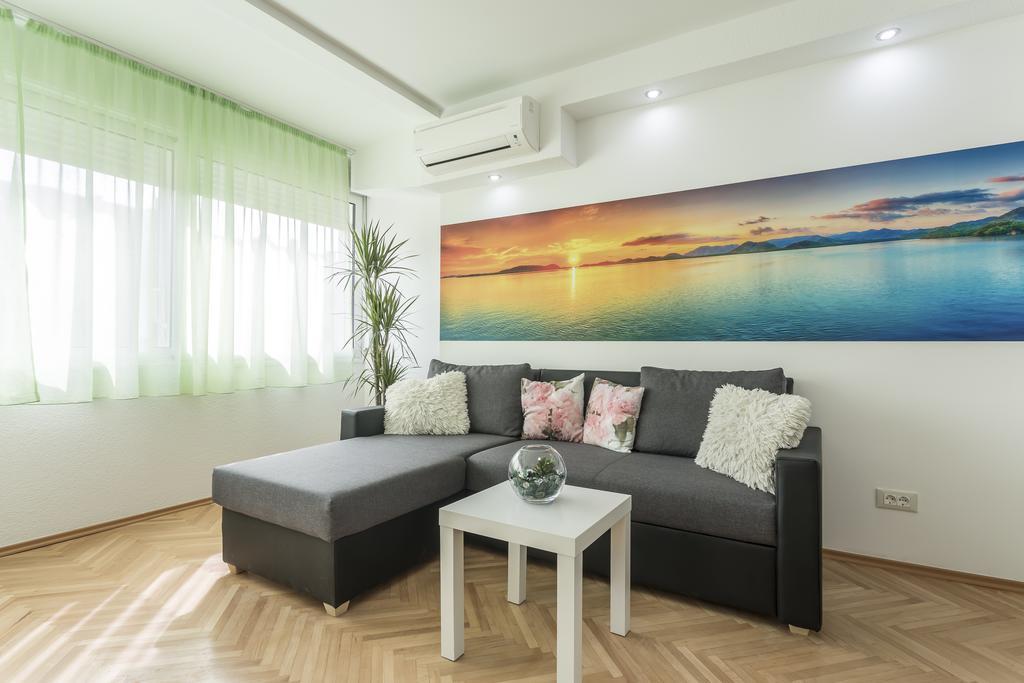 Apartment Petro Oldtown Spalato Esterno foto